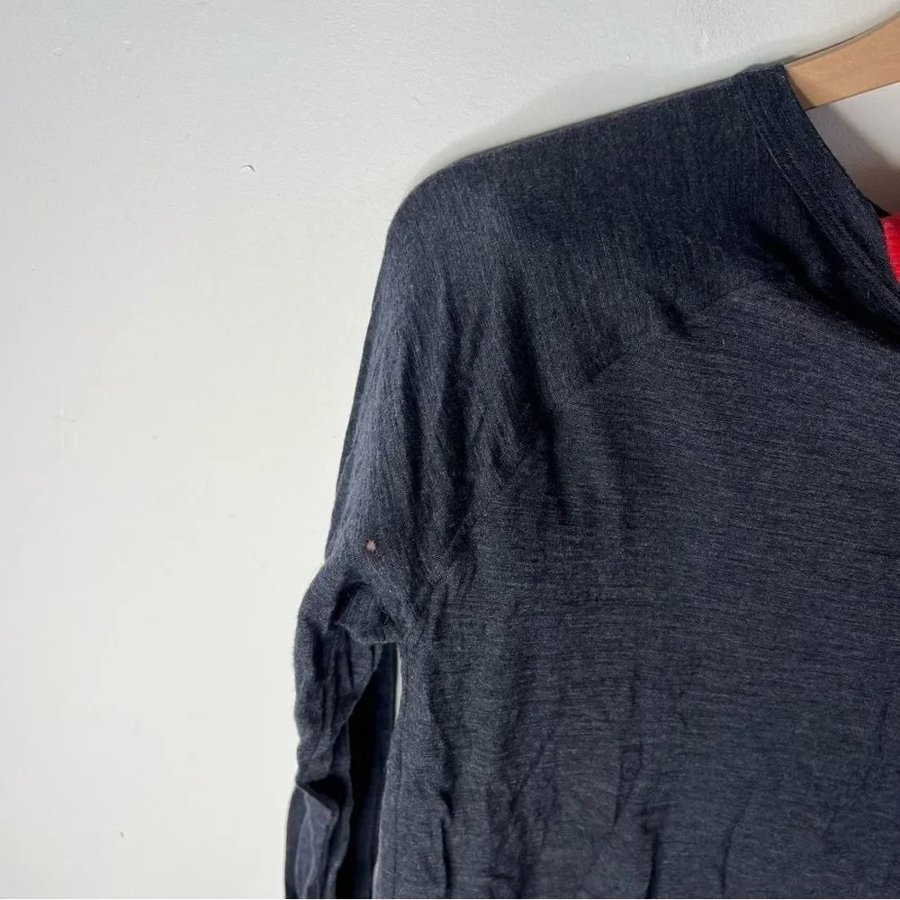 The North Face Men's Charcoal Long Sleeve Wool Baselayer Tee size Small